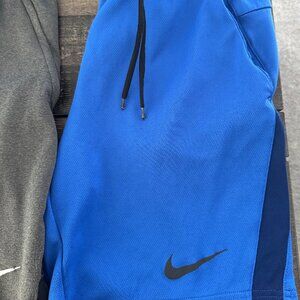 Nike Dri-FIT Men’s Shorts Size Small – Royal Blue Lightweight Athletic